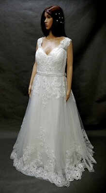 Svatební šaty 2732-půjčení,velikost 48-54.