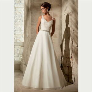 Svatební šaty .9913-půjčení ,velikost 40-42.